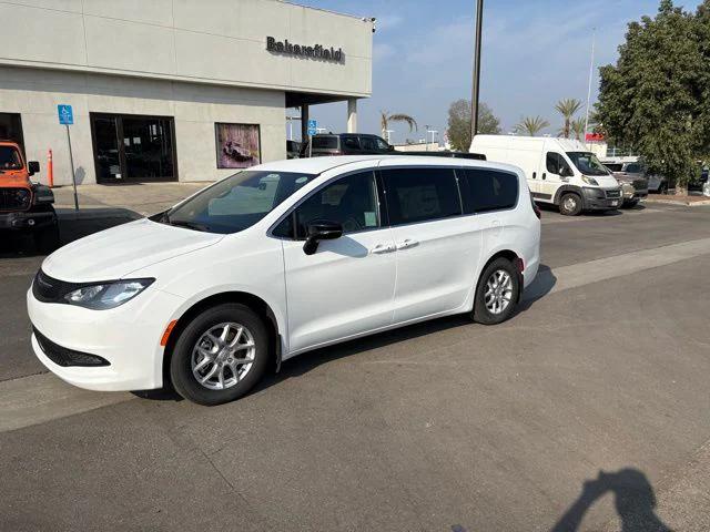 2026 Chrysler Voyager VOYAGER LX