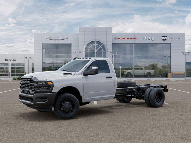 2026 RAM Ram 3500 Chassis Cab RAM 3500 TRADESMAN CHASSIS REGULAR CAB 4X2 84 CA
