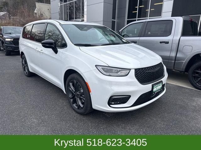 2026 Chrysler Pacifica PACIFICA SELECT AWD 2026 Chrysler Pacifica PACIFICA SELECT AWD