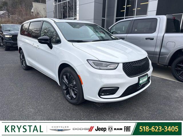 2026 Chrysler Pacifica PACIFICA SELECT AWD