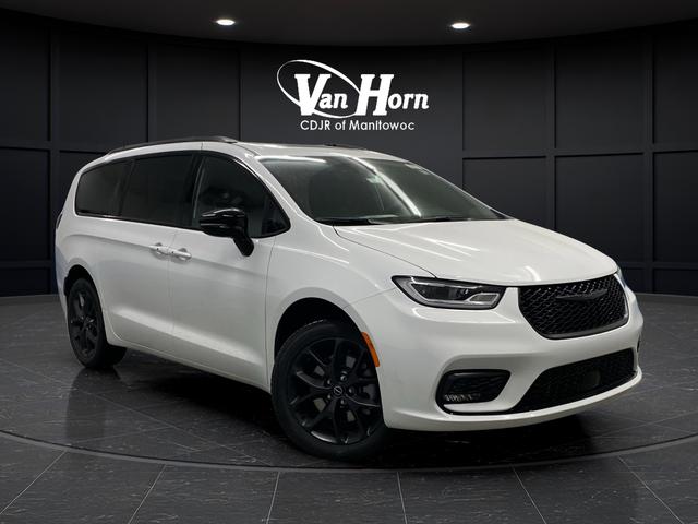 2026 Chrysler Pacifica PACIFICA LIMITED AWD