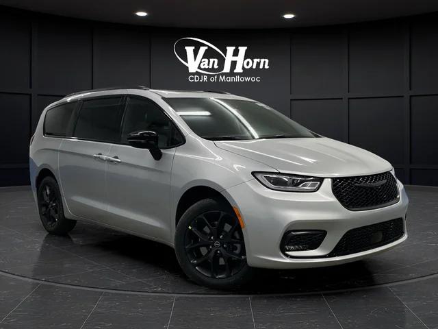 2026 Chrysler Pacifica PACIFICA LIMITED AWD