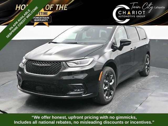 2026 Chrysler Pacifica PACIFICA SELECT AWD