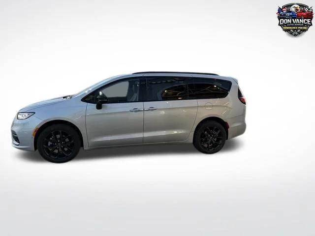 2026 Chrysler Pacifica PACIFICA SELECT AWD 2026 Chrysler Pacifica PACIFICA SELECT AWD