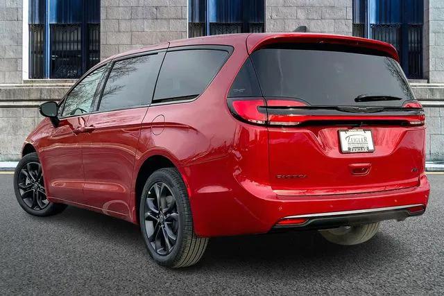 2026 Chrysler Pacifica PACIFICA SELECT AWD