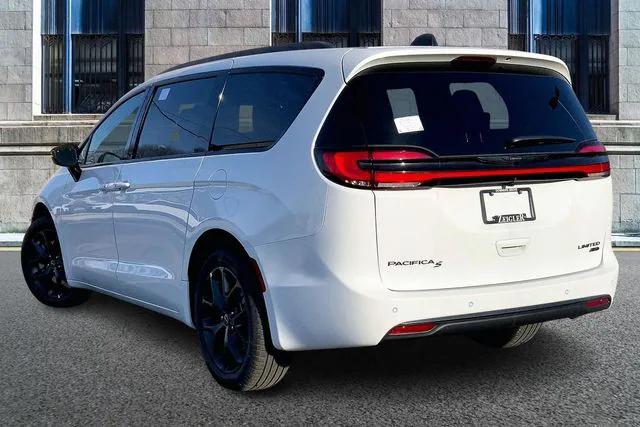 2026 Chrysler Pacifica PACIFICA LIMITED AWD
