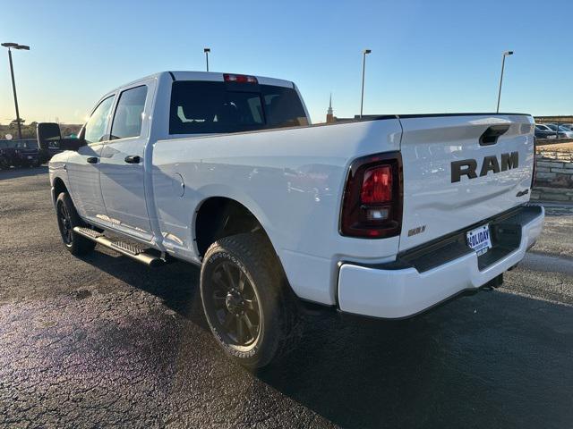 2026 RAM Ram 2500 RAM 2500 BLACK EXPRESS CREW CAB 4X4 64 BOX