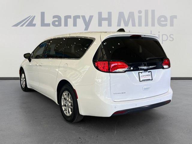 2026 Chrysler Voyager VOYAGER LX