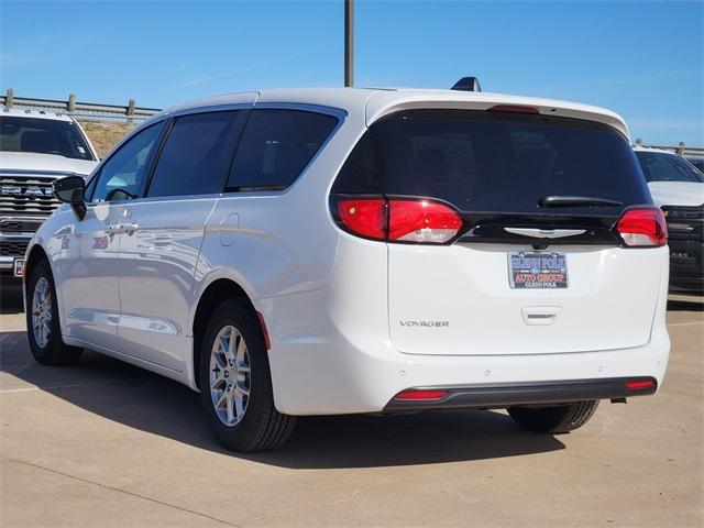 2026 Chrysler Voyager VOYAGER LX 2026 Chrysler Voyager VOYAGER LX