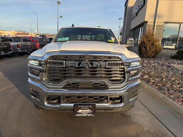 2026 RAM Ram 2500 RAM 2500 TRADESMAN CREW CAB 4X4 64 BOX