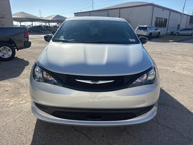 2026 Chrysler Voyager VOYAGER LX