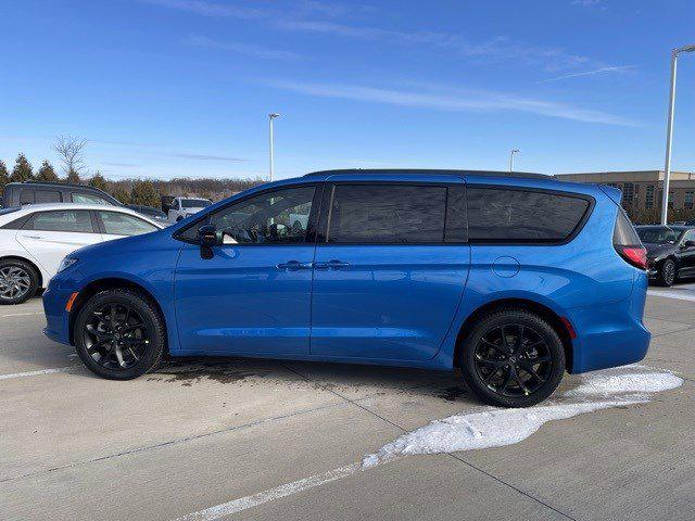 2026 Chrysler Pacifica PACIFICA SELECT AWD 2026 Chrysler Pacifica PACIFICA SELECT AWD