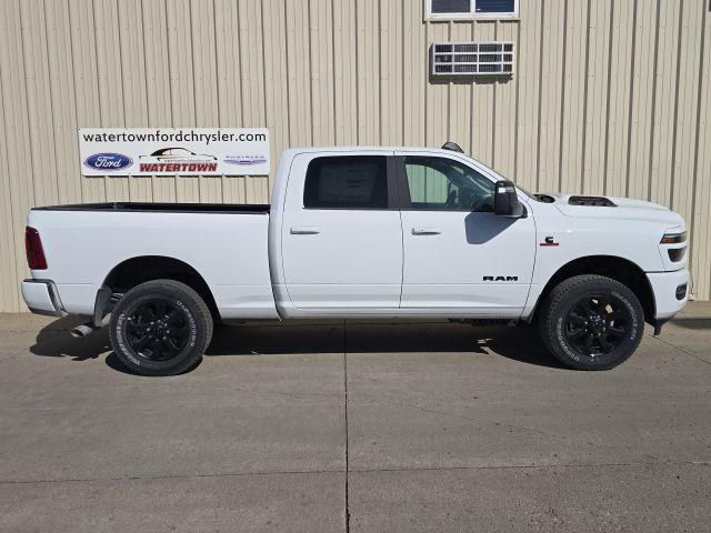 2026 RAM Ram 3500 RAM 3500 LARAMIE CREW CAB 4X4 64 BOX
