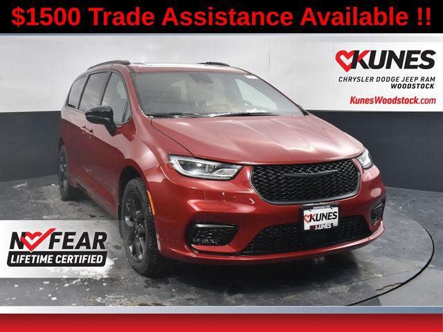 2026 Chrysler Pacifica PACIFICA SELECT AWD