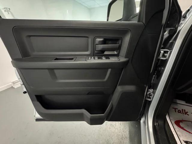 2026 Ram 3500 Tradesman Crew Cab 4x4 8' Box
