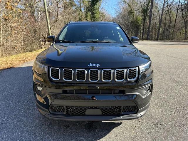2026 Jeep Compass COMPASS LATITUDE 4X4
