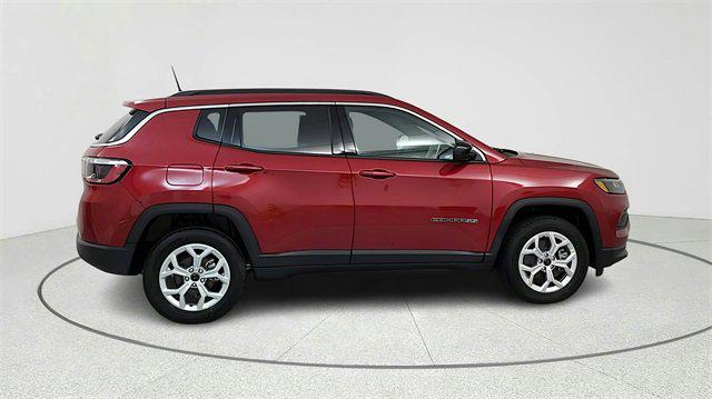 2026 Jeep Compass COMPASS LATITUDE 4X4