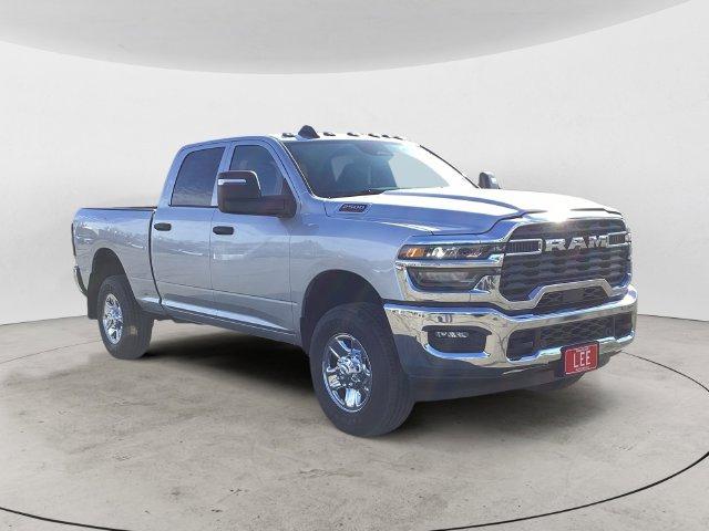 2026 Ram 2500 Tradesman Crew Cab 4x4 64 Box