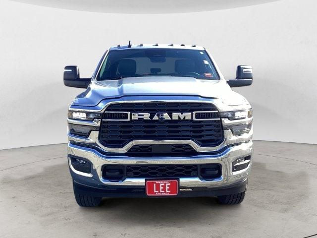 2026 Ram 2500 Tradesman Crew Cab 4x4 64 Box