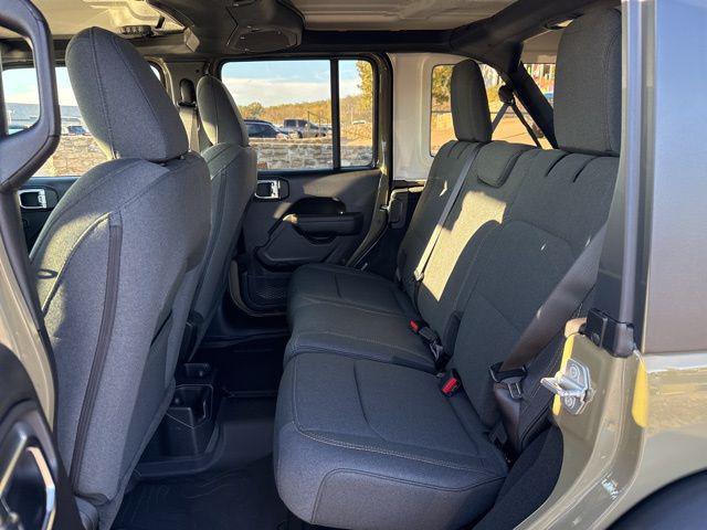 2026 Jeep Wrangler 4-Door Willys 4x4