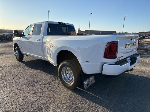 2026 Ram 3500 Laramie Crew Cab 4x4 8' Box