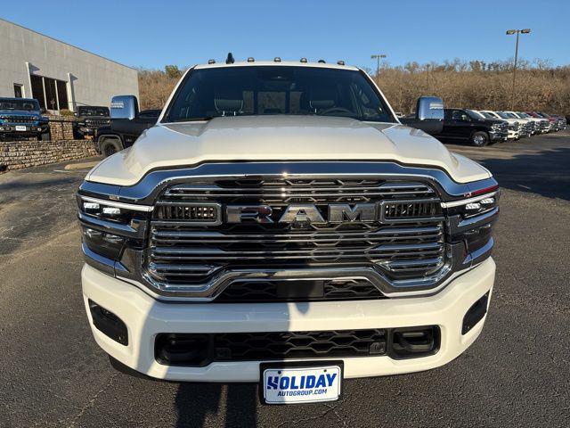 2026 Ram 3500 Laramie Crew Cab 4x4 8' Box