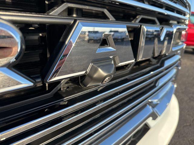 2026 Ram 3500 Laramie Crew Cab 4x4 8' Box