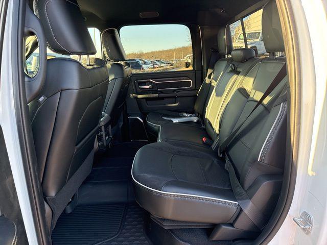 2026 Ram 3500 Laramie Crew Cab 4x4 8' Box