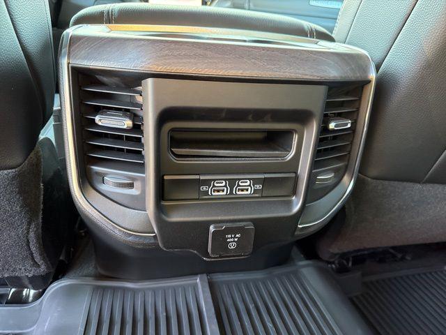 2026 Ram 3500 Laramie Crew Cab 4x4 8' Box
