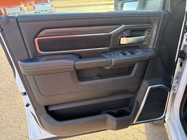 2026 Ram 3500 Laramie Crew Cab 4x4 8' Box