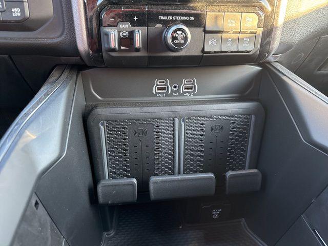 2026 Ram 3500 Laramie Crew Cab 4x4 8' Box