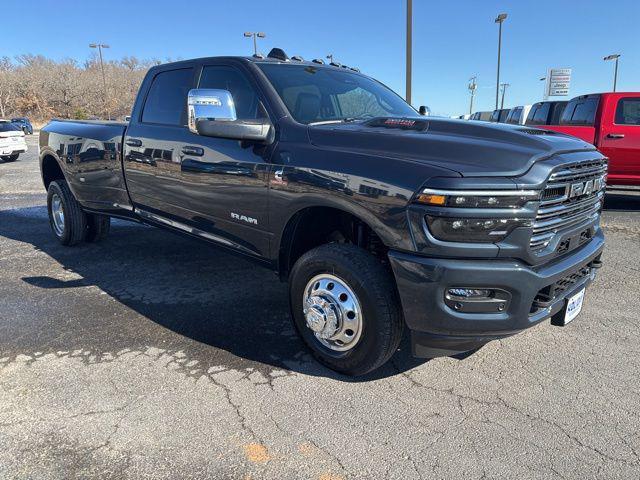 2026 Ram 3500 Laramie Crew Cab 4x4 8' Box