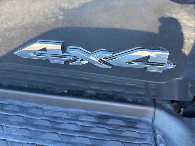 2026 Ram 3500 Laramie Crew Cab 4x4 8' Box