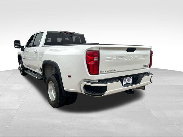 2022 Chevrolet Silverado 3500HD 4WD Crew Cab Long Bed High Country 2022 Chevrolet Silverado 3500HD 4WD Crew Cab Long Bed High Country