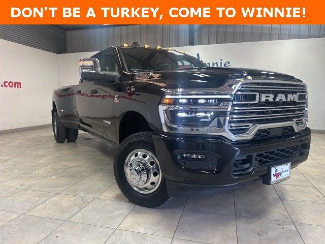 2025 RAM 3500 Laramie Crew Cab 4x4 8 Box