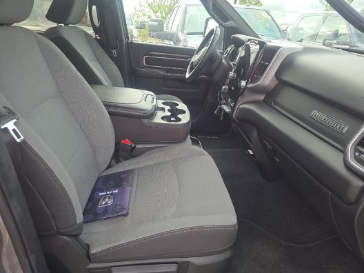 2024 RAM 2500 Big Horn Crew Cab 4x4 64 Box 2024 RAM 2500 Big Horn Crew Cab 4x4 64 Box