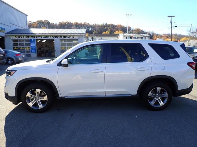 2023 Honda Pilot AWD EX-L 8 Passenger