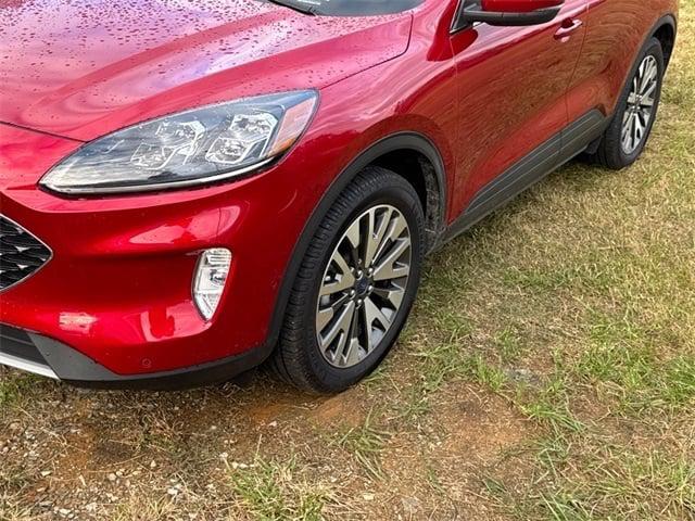 2020 Ford Escape Titanium Hybrid 2020 Ford Escape Titanium Hybrid