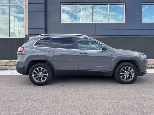 2021 Jeep Cherokee Latitude Lux 4X4 2021 Jeep Cherokee Latitude Lux 4X4