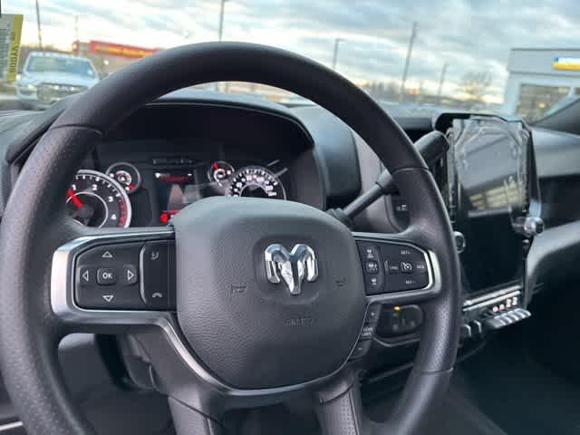 2026 RAM Ram 3500 RAM 3500 TRADESMAN CREW CAB 4X4 8 BOX