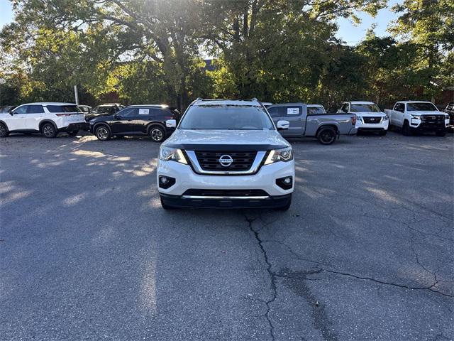 2018 Nissan Pathfinder SL 2018 Nissan Pathfinder SL