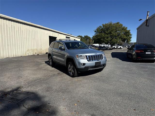 2013 Jeep Grand Cherokee Overland 2013 Jeep Grand Cherokee Overland