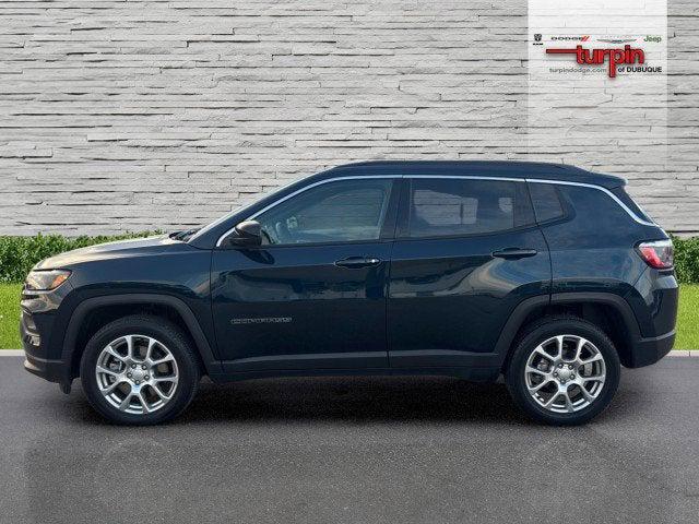 2024 Jeep Compass Latitude Lux FWD 2024 Jeep Compass Latitude Lux FWD