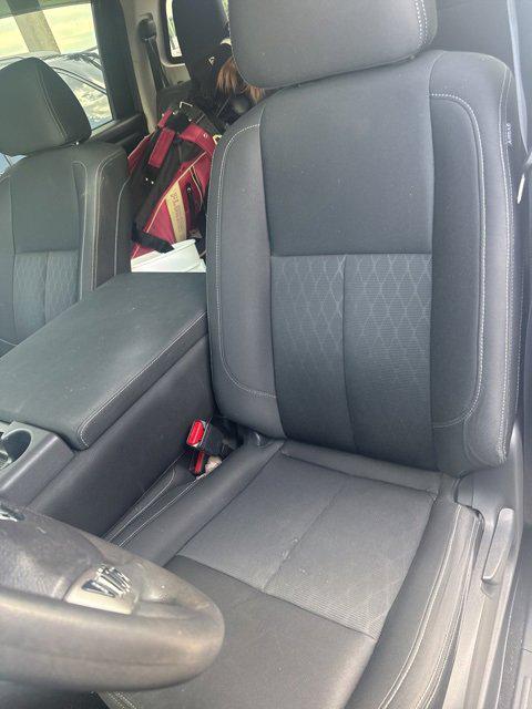 2017 Nissan TITAN SV 2017 Nissan TITAN SV