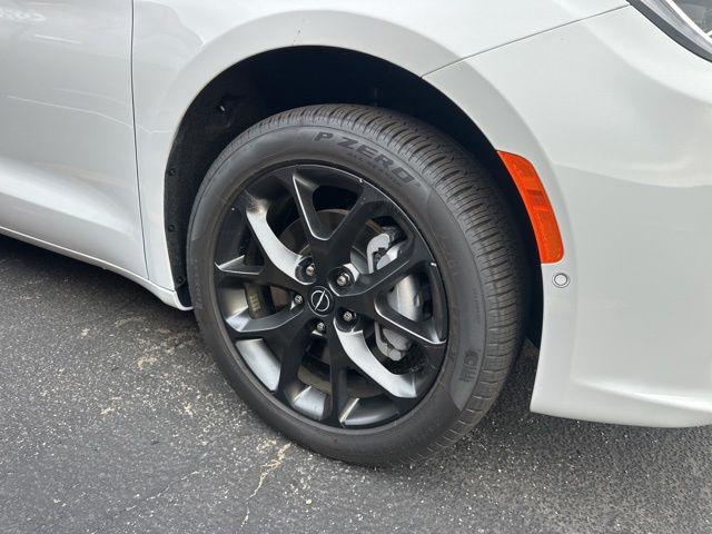 2026 Chrysler Pacifica PACIFICA LIMITED AWD 2026 Chrysler Pacifica PACIFICA LIMITED AWD