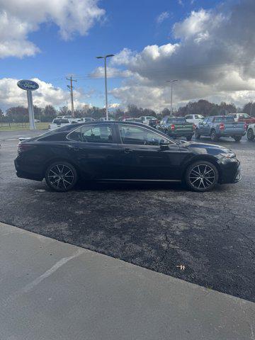 2022 Toyota Camry SE Nightshade Edition