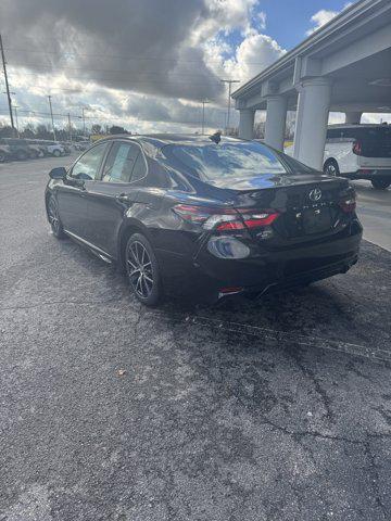 2022 Toyota Camry SE Nightshade Edition