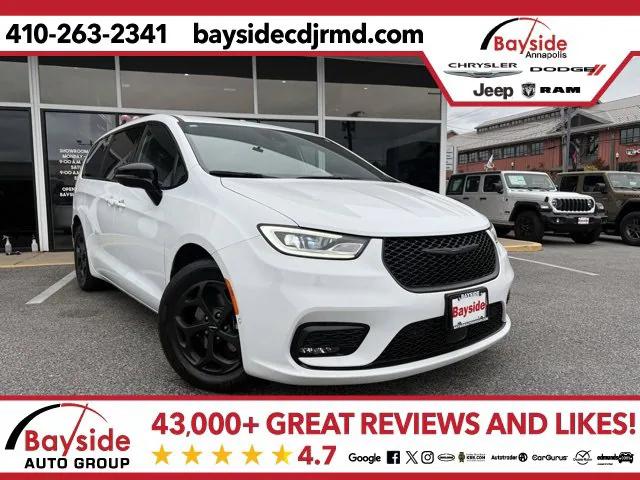 2024 Chrysler Pacifica Hybrid S Appearance Pkg 2024 Chrysler Pacifica Hybrid S Appearance Pkg