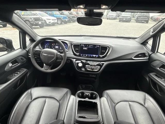 2024 Chrysler Pacifica Hybrid S Appearance Pkg 2024 Chrysler Pacifica Hybrid S Appearance Pkg