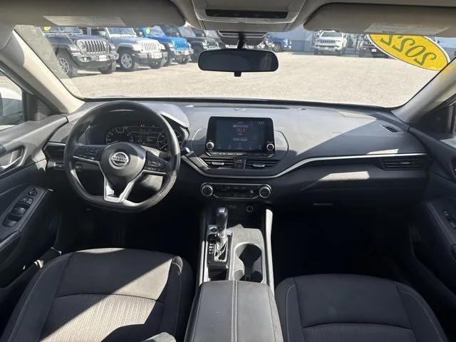 2022 Nissan Altima SV FWD 2022 Nissan Altima SV FWD